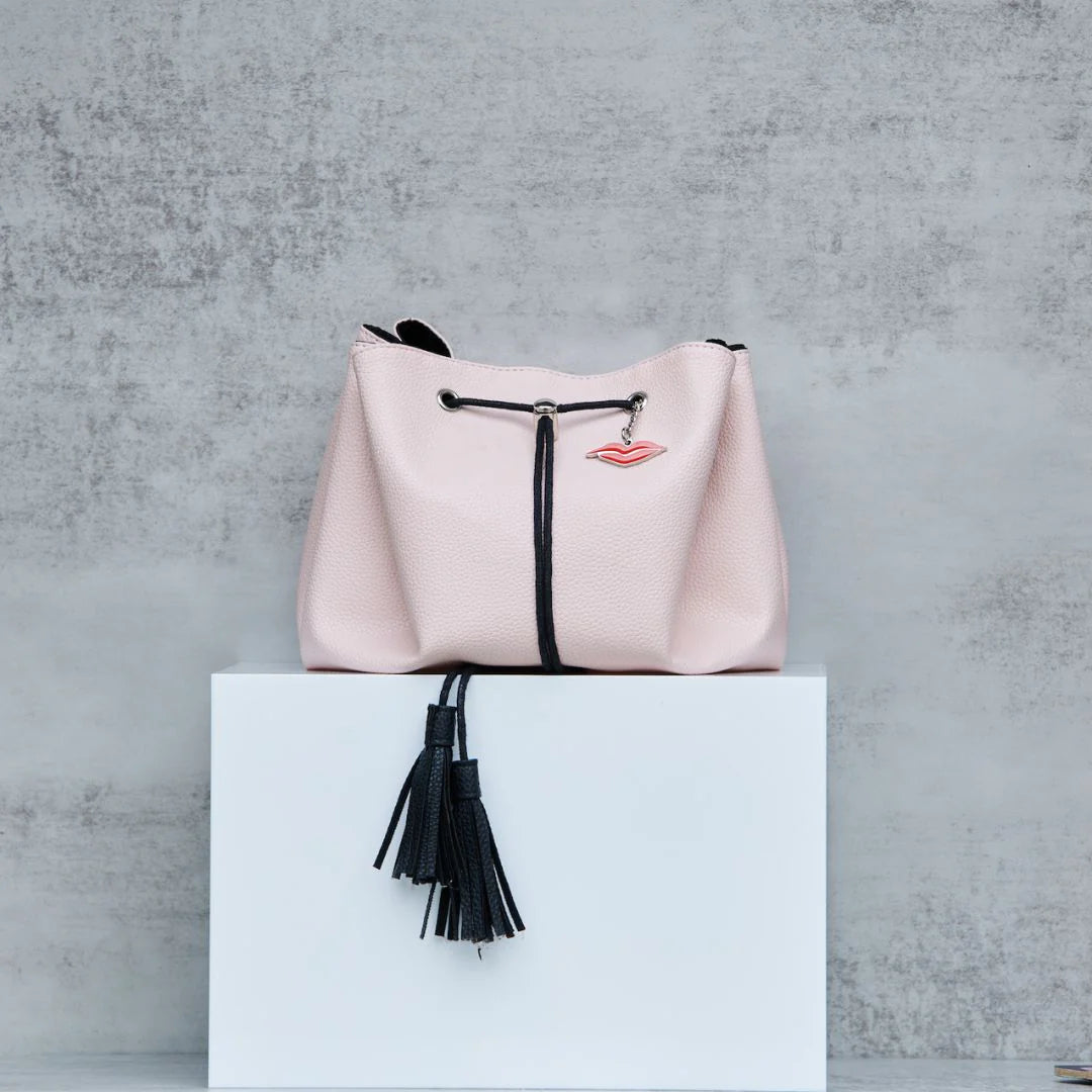 Donna May London Lay Flat Makeup Bag in Blush Pink