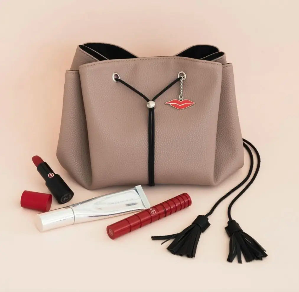 Donna May London Lay Flat Makeup Bag in Nude