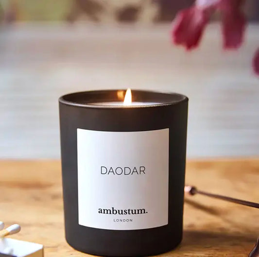 Ambustum London Daodar Candle - Large 220g
