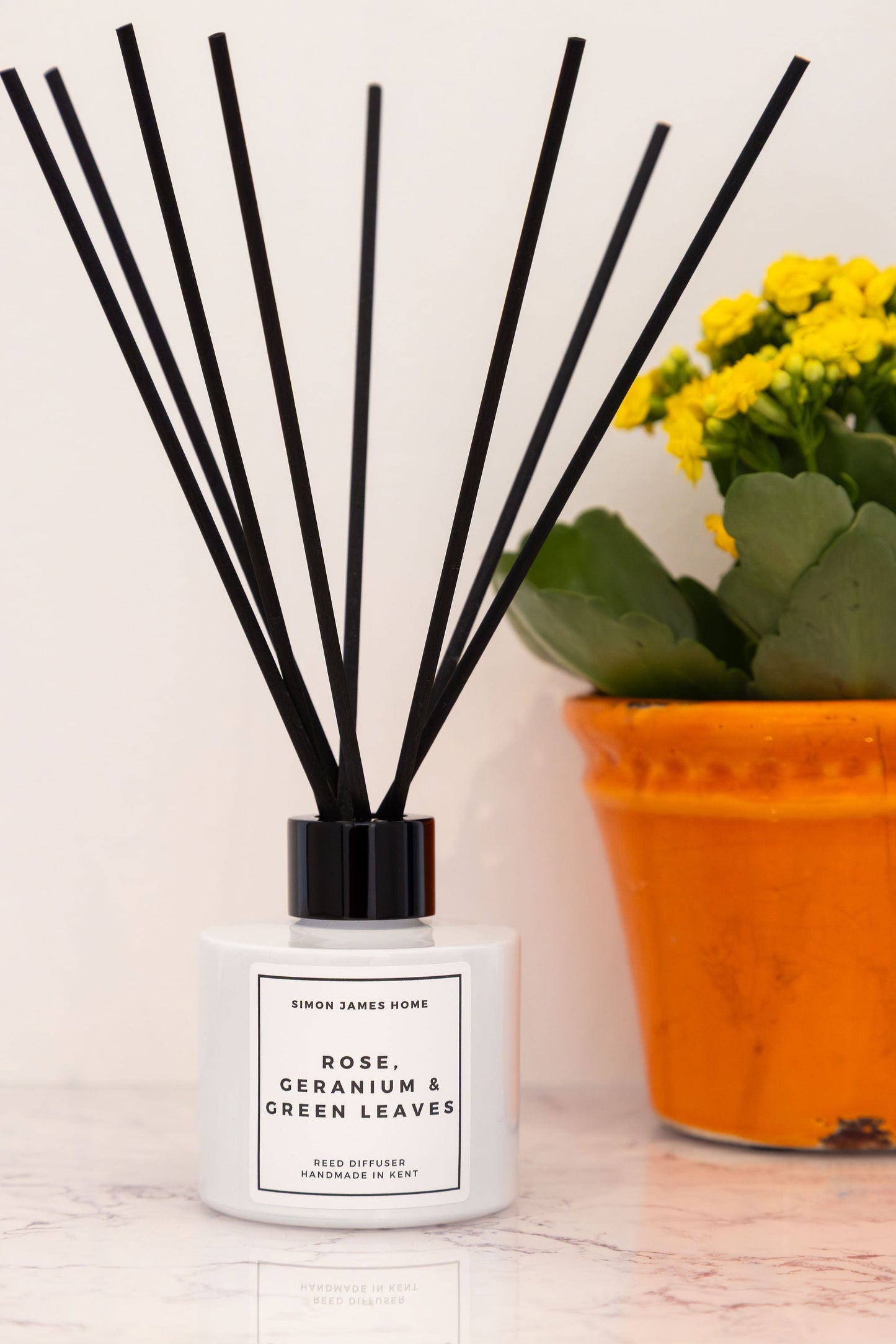 Simon James Home - Rose, Geranium & Green Leaves Reed Diffuser