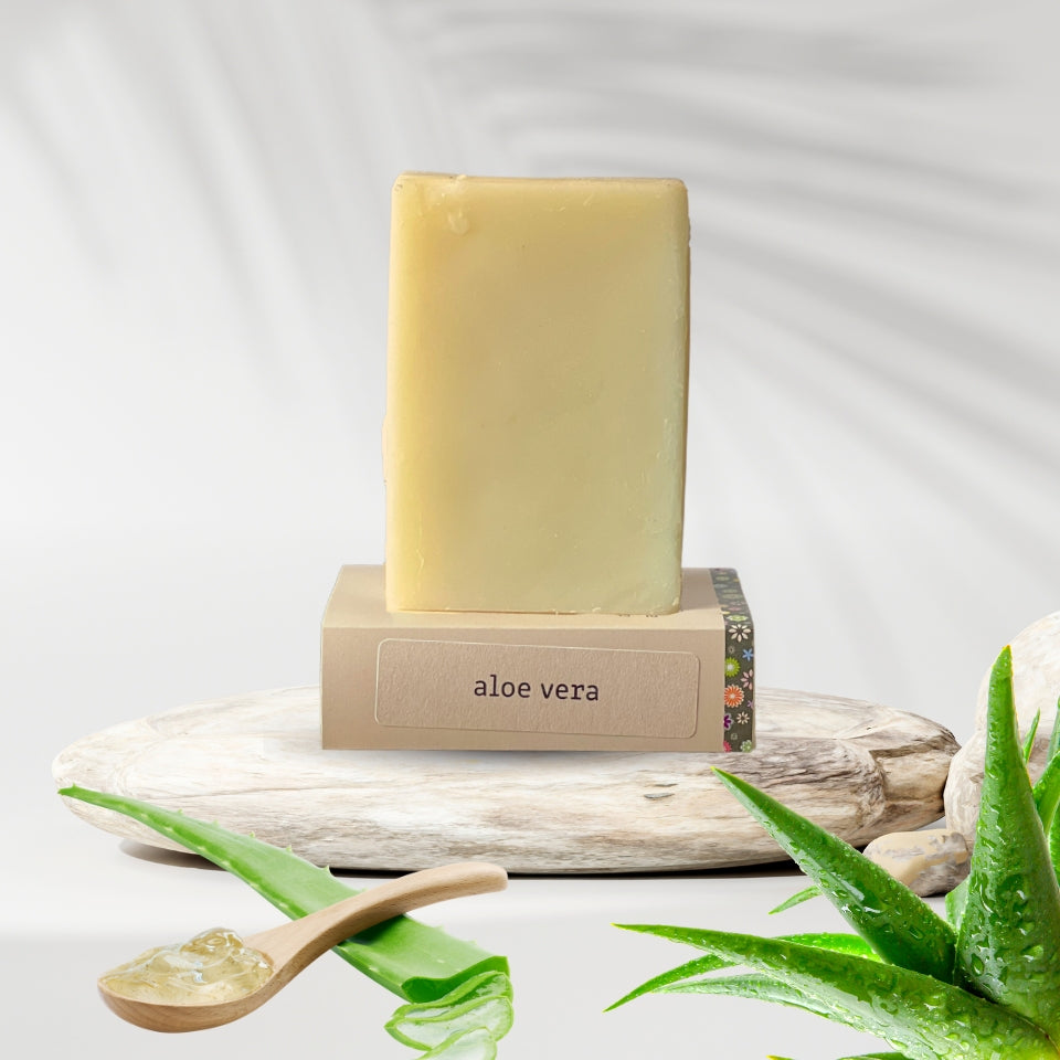 The Good Soap - Aloe Vera Bar - Gentle Soap and Solid Shampoo for Sensitive Skin