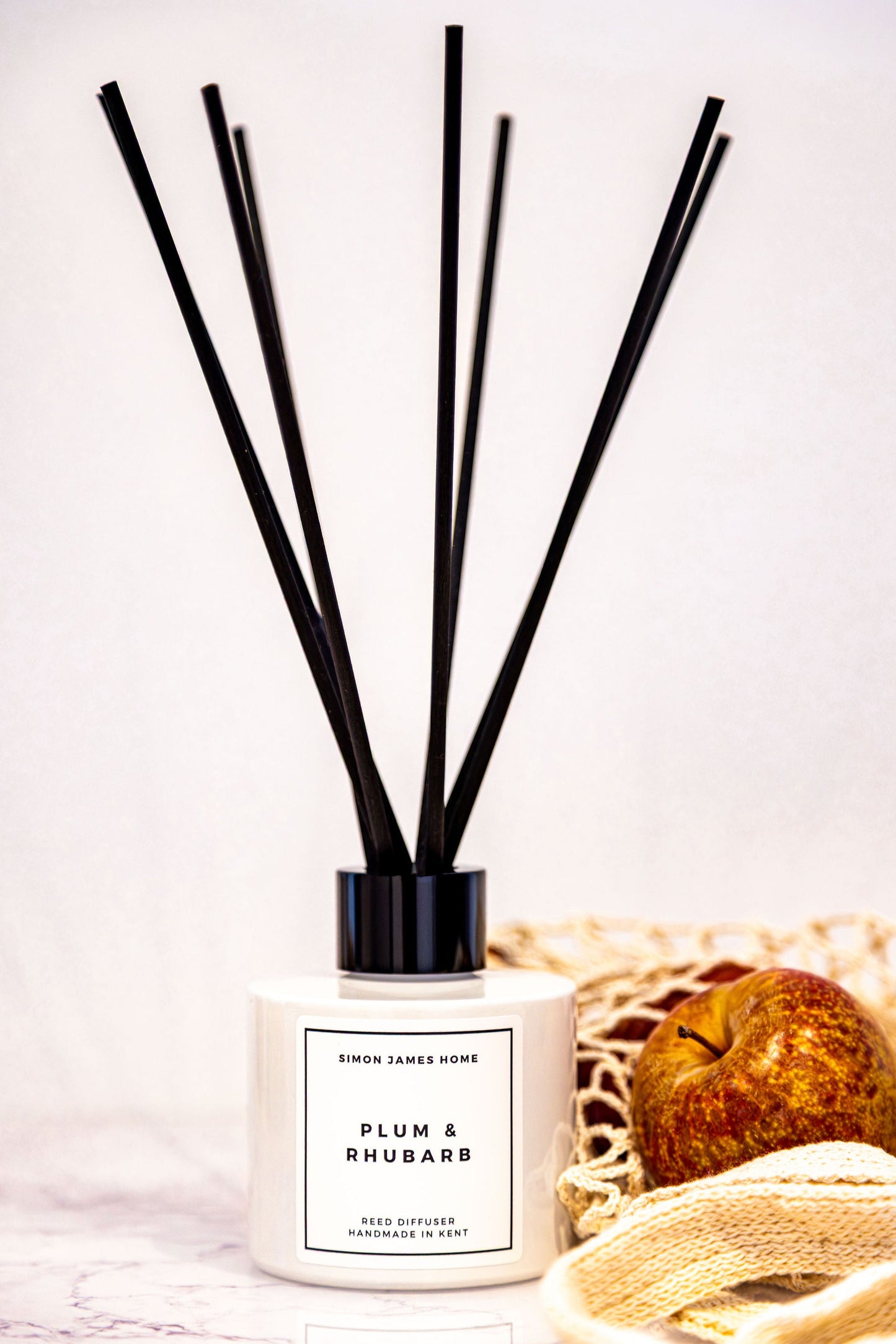 Simon James Home - Plum & Rhubarb Reed Diffuser