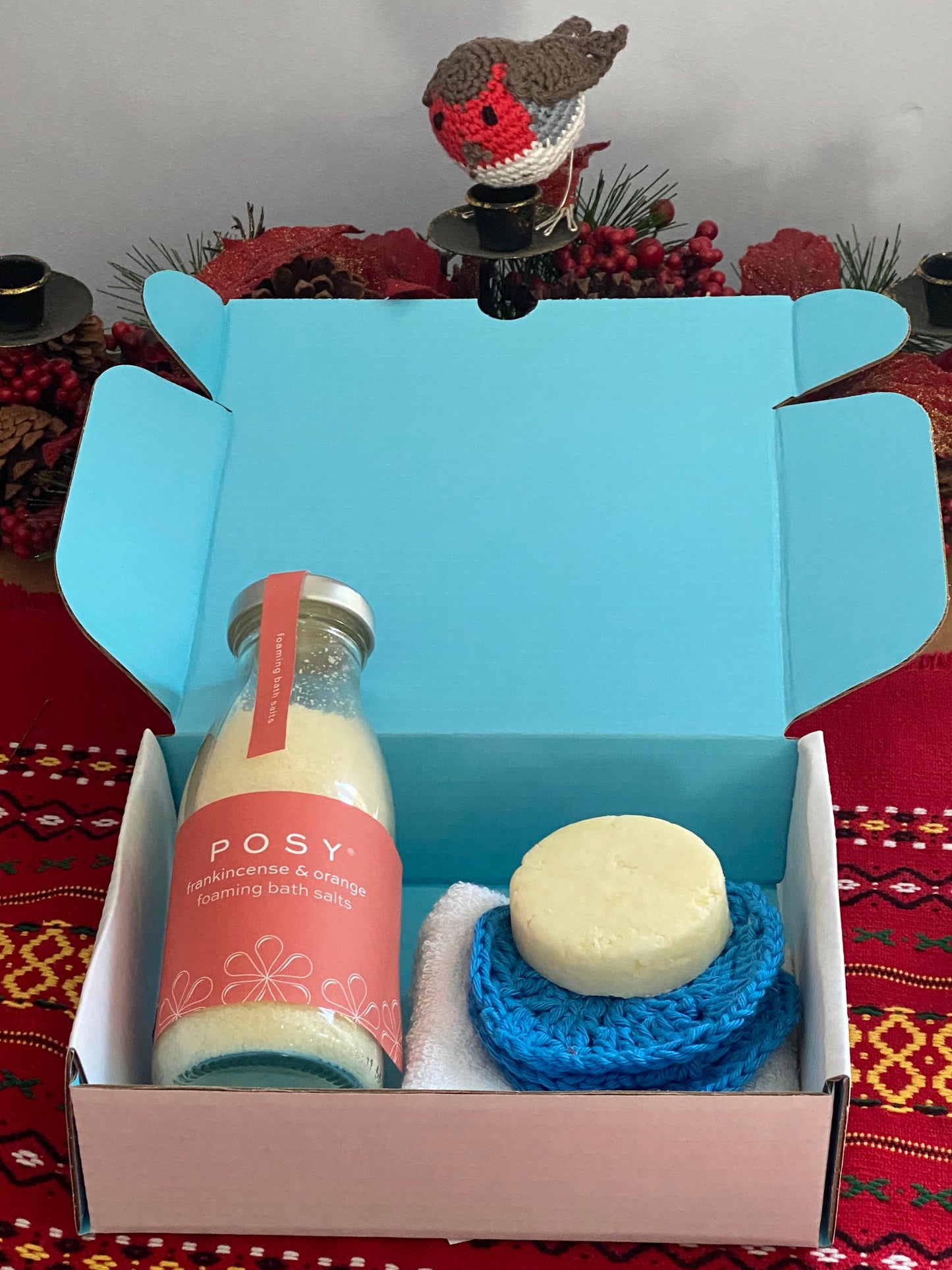 POSY London - Foaming Bath Salts & Scrubby Gift Set