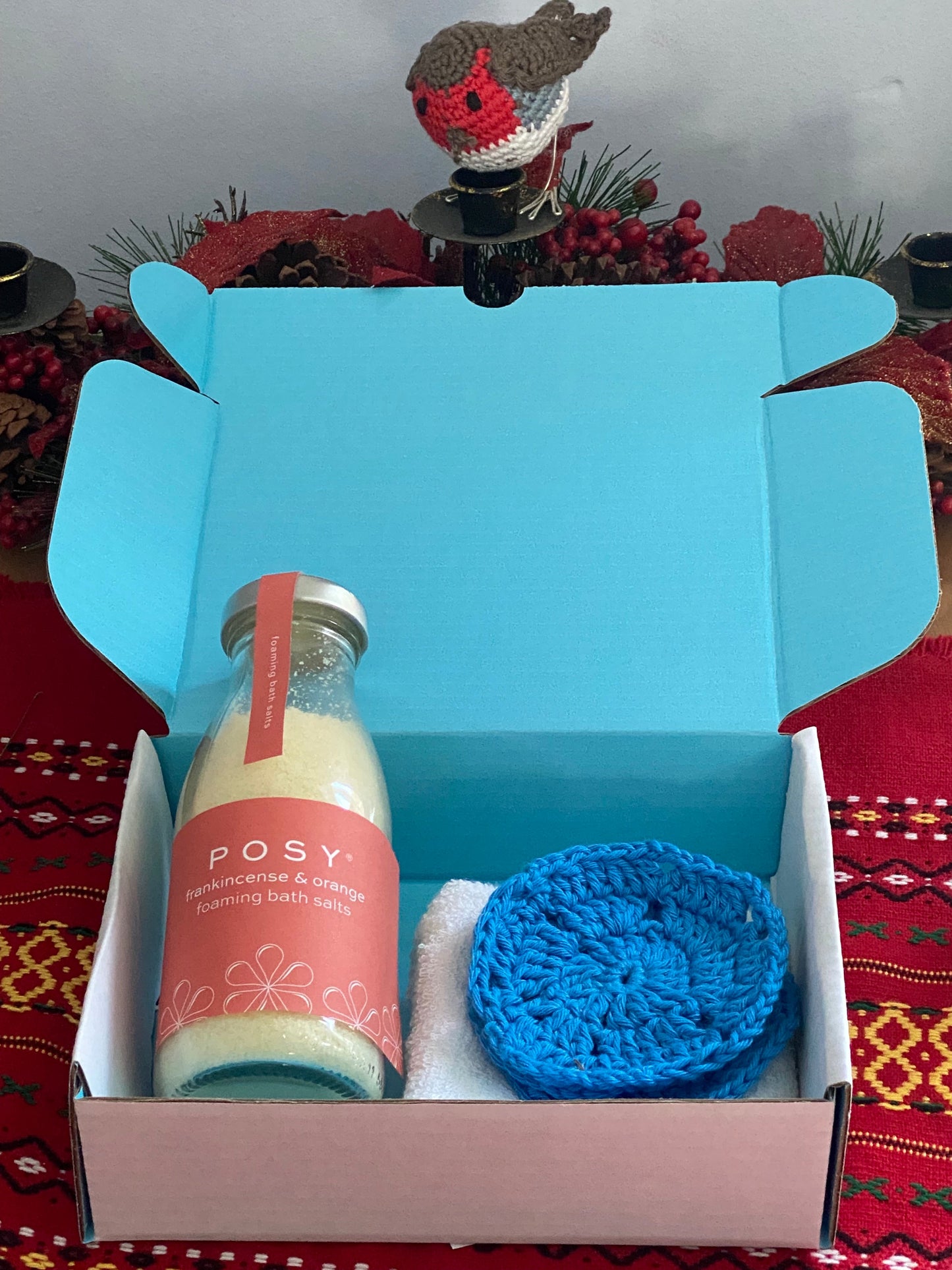 POSY London - Foaming Bath Salts & Scrubby Gift Set