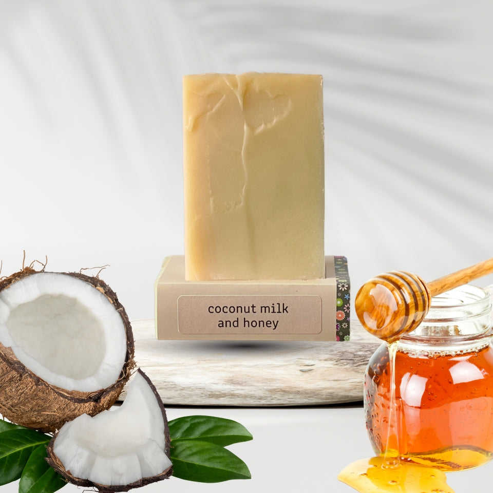 The Good Soap - Coconut Milk and Honey - Moisturising Soap and Shampoo Bar