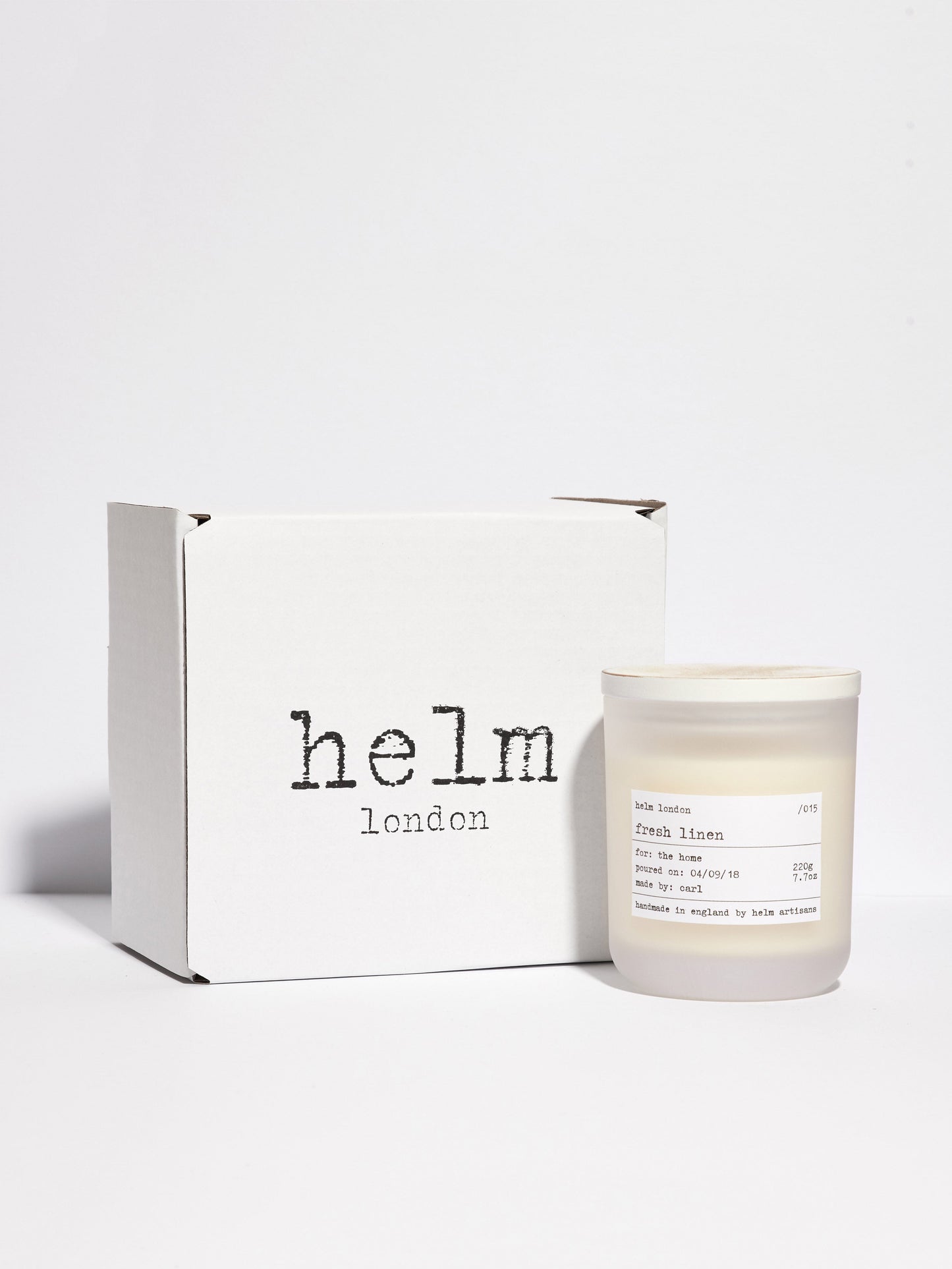 Helm London Fresh Linen Luxury Candle