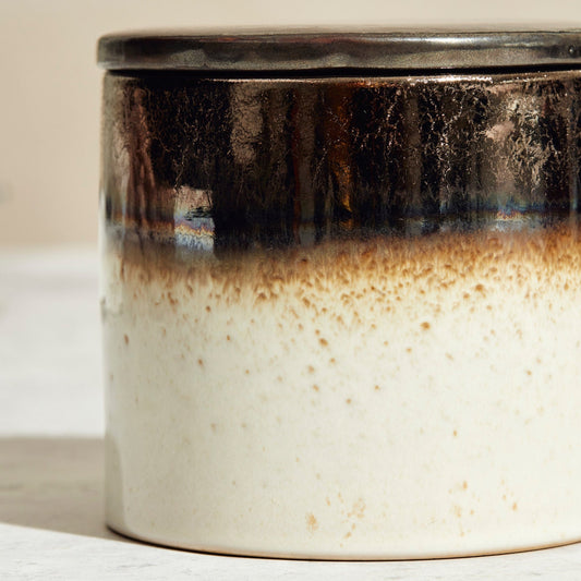 Zesty Lemons Kiln: Bronze & White Ceramic Candle - Lemon & Lavender