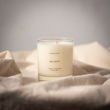 Victoria and Me - Delight Candle 220g
