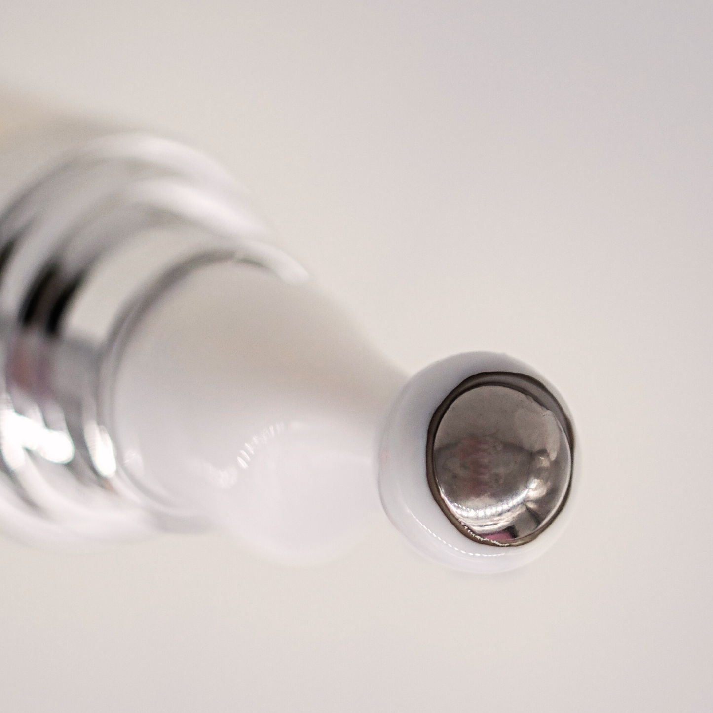 Real Beauty London - Anti-Fatigue Eye Serum with Eye Roller