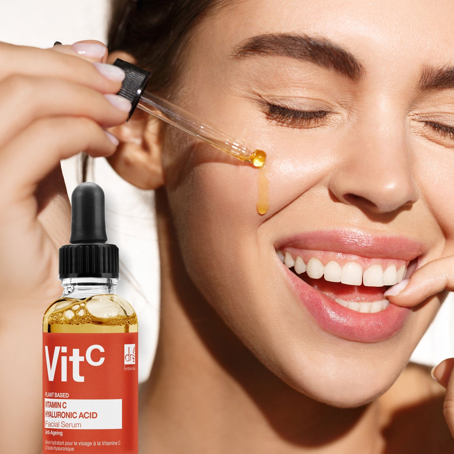 Dr Botanicals - Vitamin C 5% & Hyaluronic Acid 2% Hydrating Facial Serum 30ml