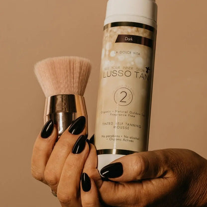 Lusso Tan - Sunless Tanning Hand & Face Brush