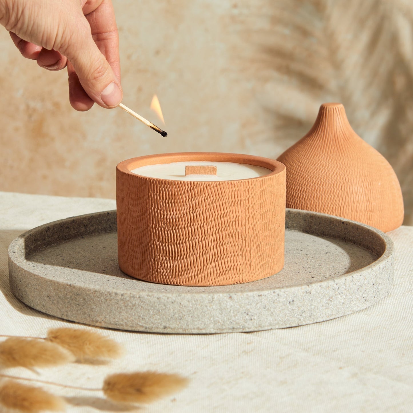 Zesty Lemons Marrakesh: Rounded Terracotta Candle - Passionfruit & Vanilla
