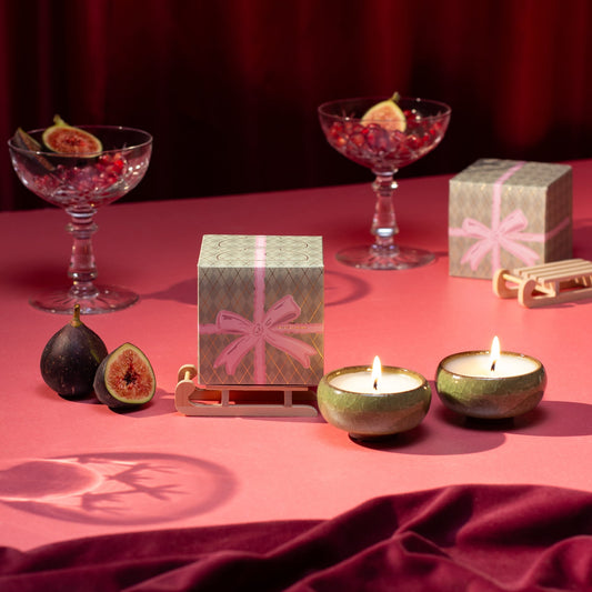 Zesty Lemons Sparkle Season: Christmas Bow Tea Lights (Box of 2) - Myrrh & Tonka
