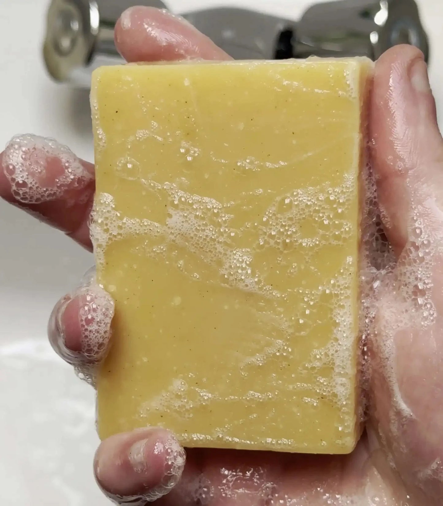 Hiltwood Cedarwood & Spanish Verbena with Turmeric Natural Soap Bar