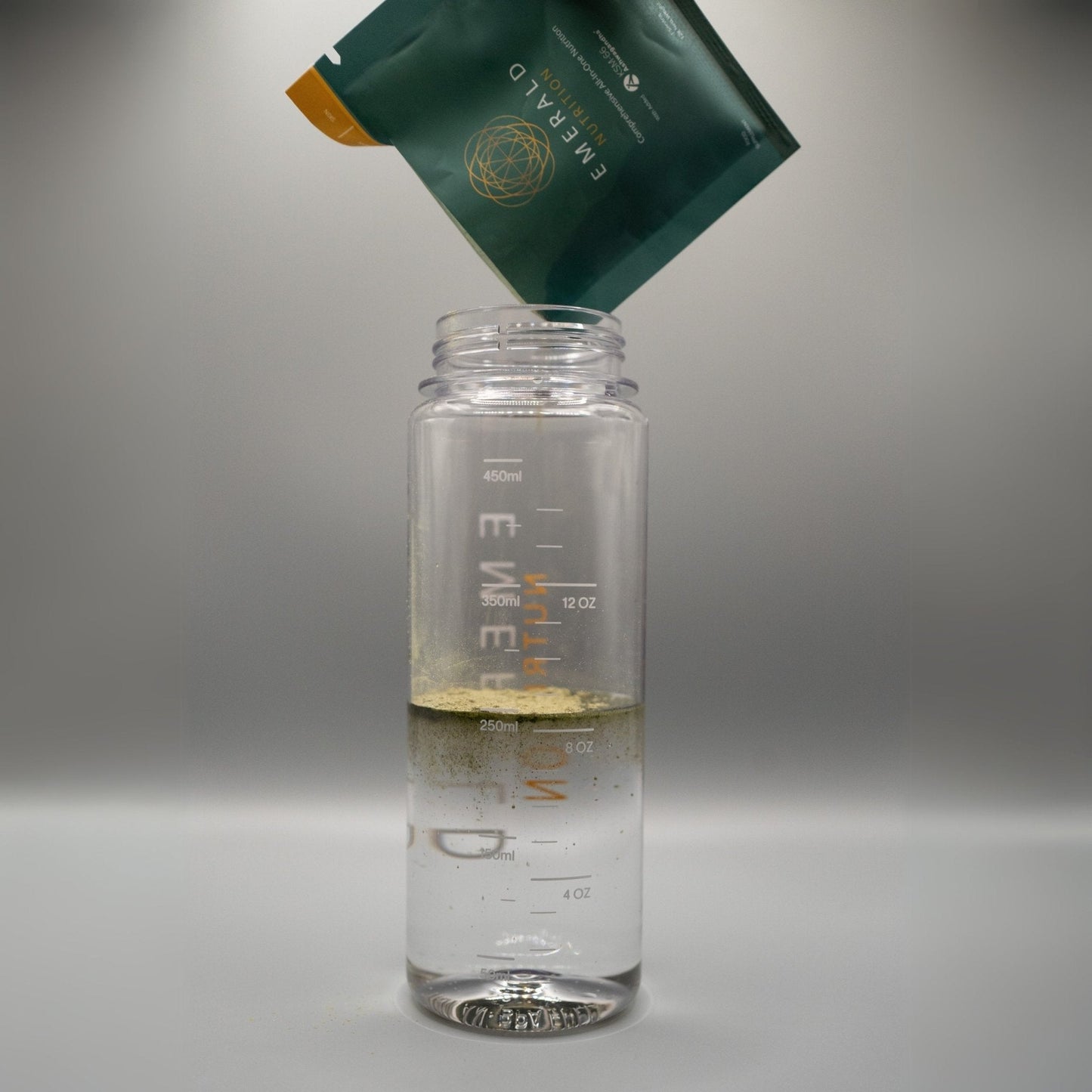Emerald Nutrition - SHAKER BOTTLE