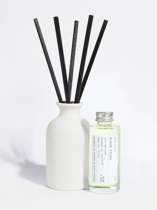 Helm London Fresh Linen Ceramic Reed Diffuser - 100ml