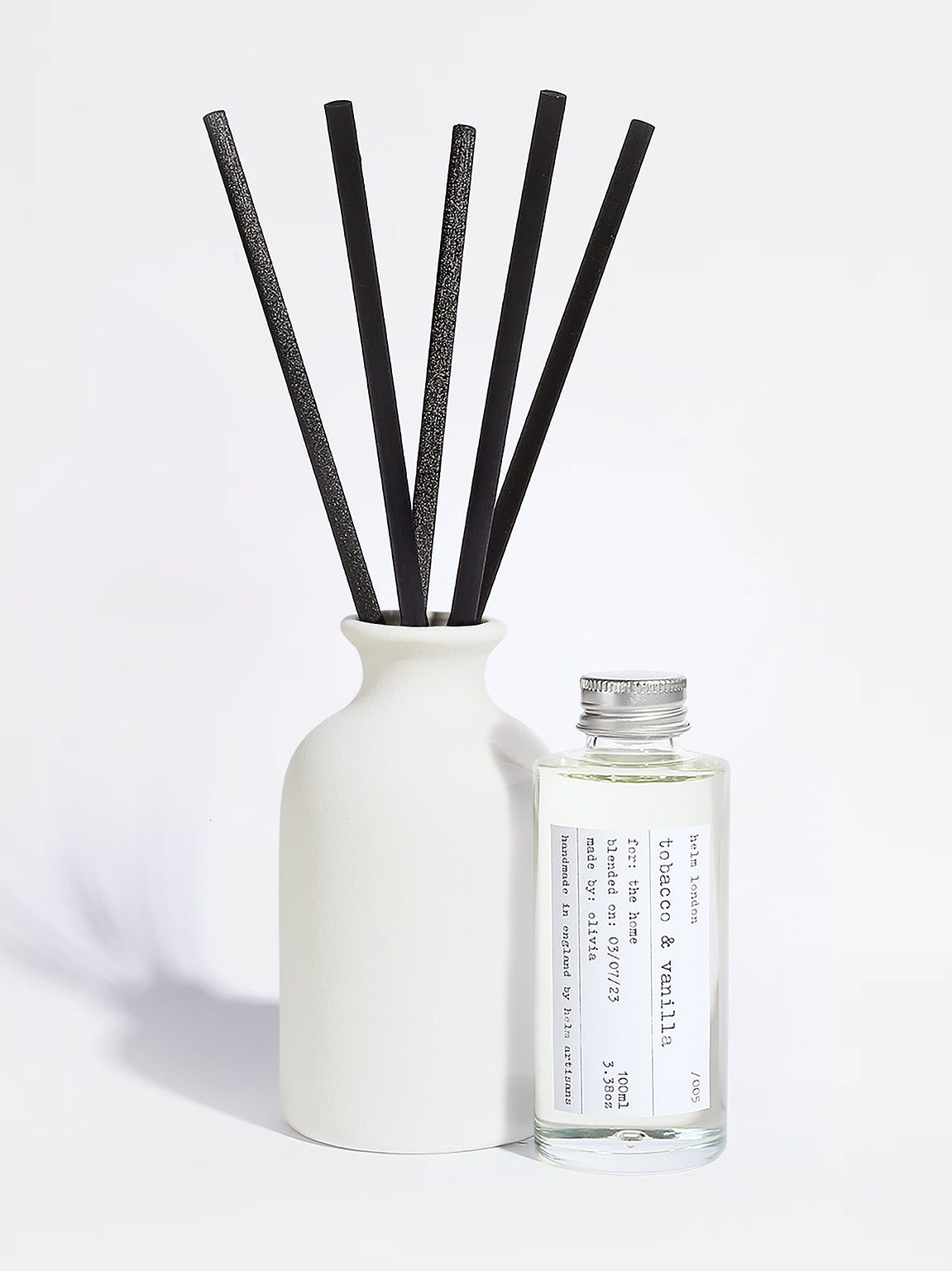 Helm London Tobacco & Vanilla Ceramic Reed Diffuser - 100ml
