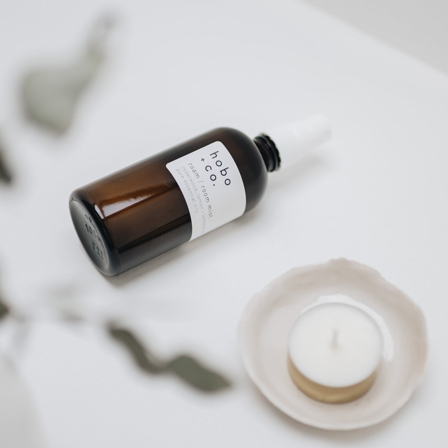 Hobo+Co - Roam Aromatherapy Essential Oil Scented Room & Pillow Mist
