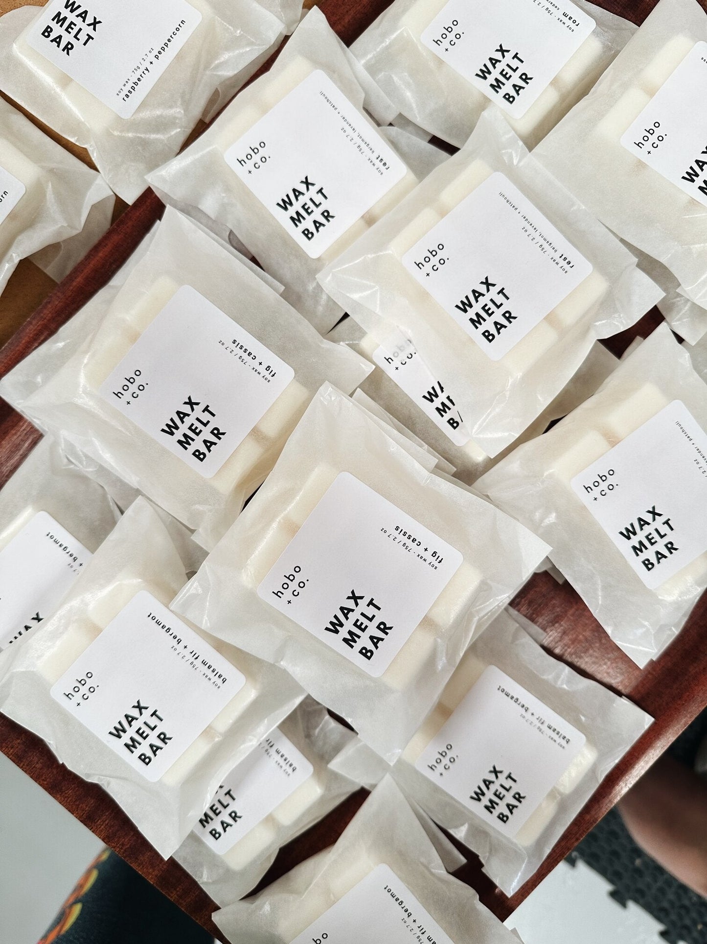 Hobo+Co - Oakwood and tobacco Wax Melt Bar